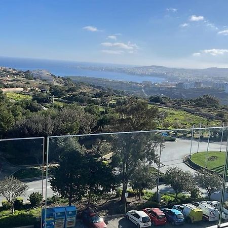 Your Escape: Where Every Sunrise Becomes A Memory Mellieħa Eksteriør billede