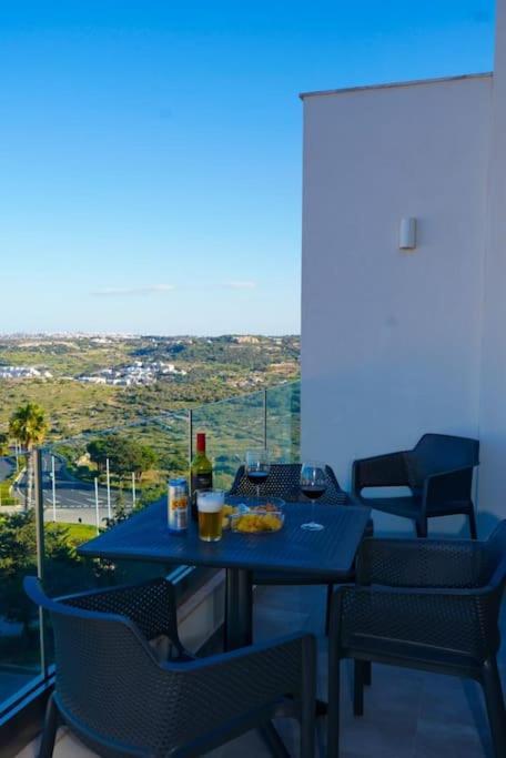 Your Escape: Where Every Sunrise Becomes A Memory Mellieħa Eksteriør billede